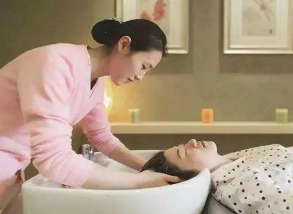 从古至今的坐月子竟成陋习，只因外国女子不需要？不要盲从被忽悠