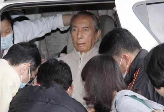 赌王何鸿燊，86万续命针连打11年，800万金丝楠木棺揭开世纪葬礼