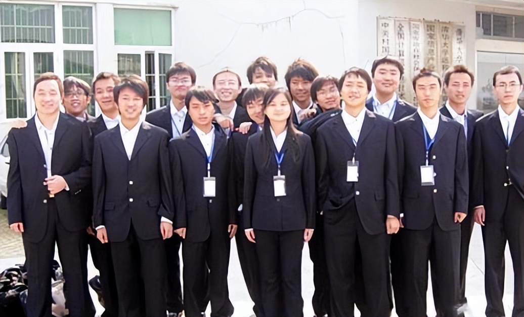 最牛专科生曹晓洁的视频,最牛专科生曹晓洁在江西哪所学校