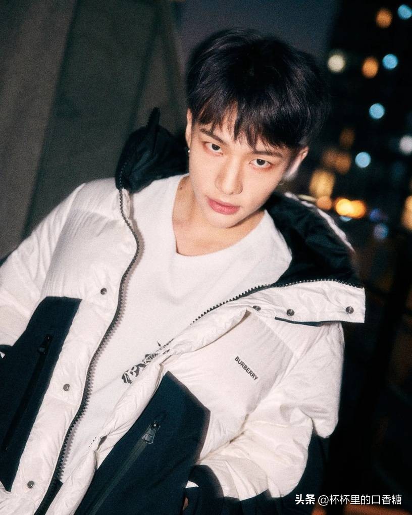 王一博与王鹤棣比赛和平精英,2022年全球百大美男排名王鹤棣