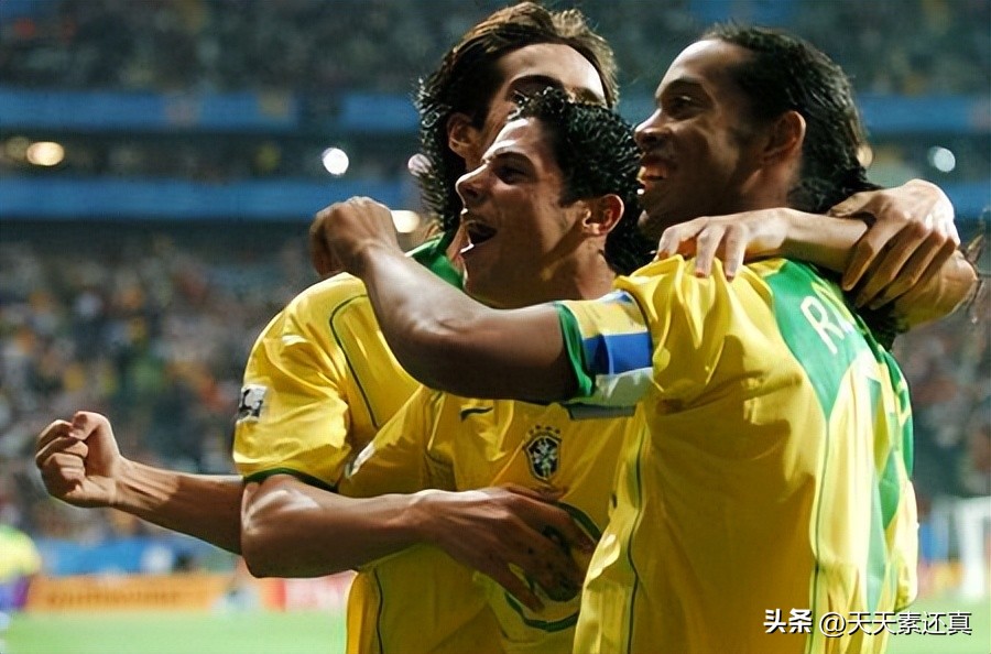 2009年联合会杯巴西3比0意大利,06年世界杯巴西阵型图