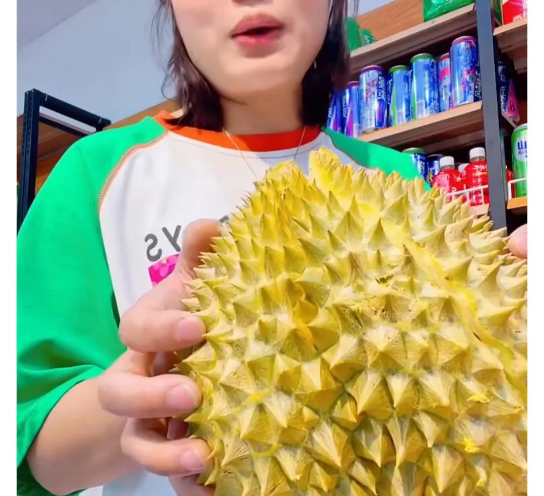 太原老葛辛巴榴莲 (辛巴和太原老葛榴莲谁的好)