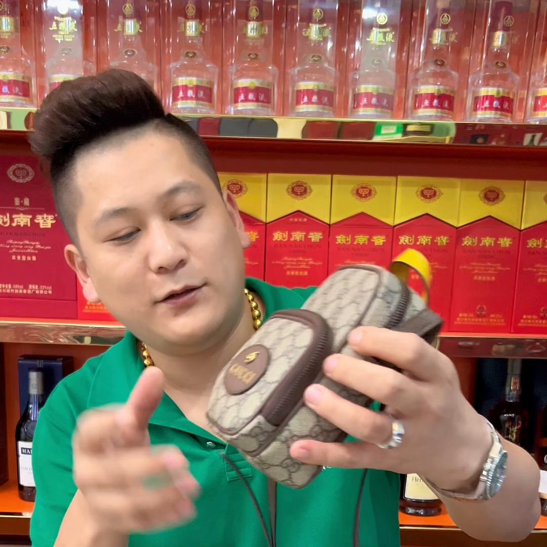 闲置转卖个人真皮女包,lv女包闲置店