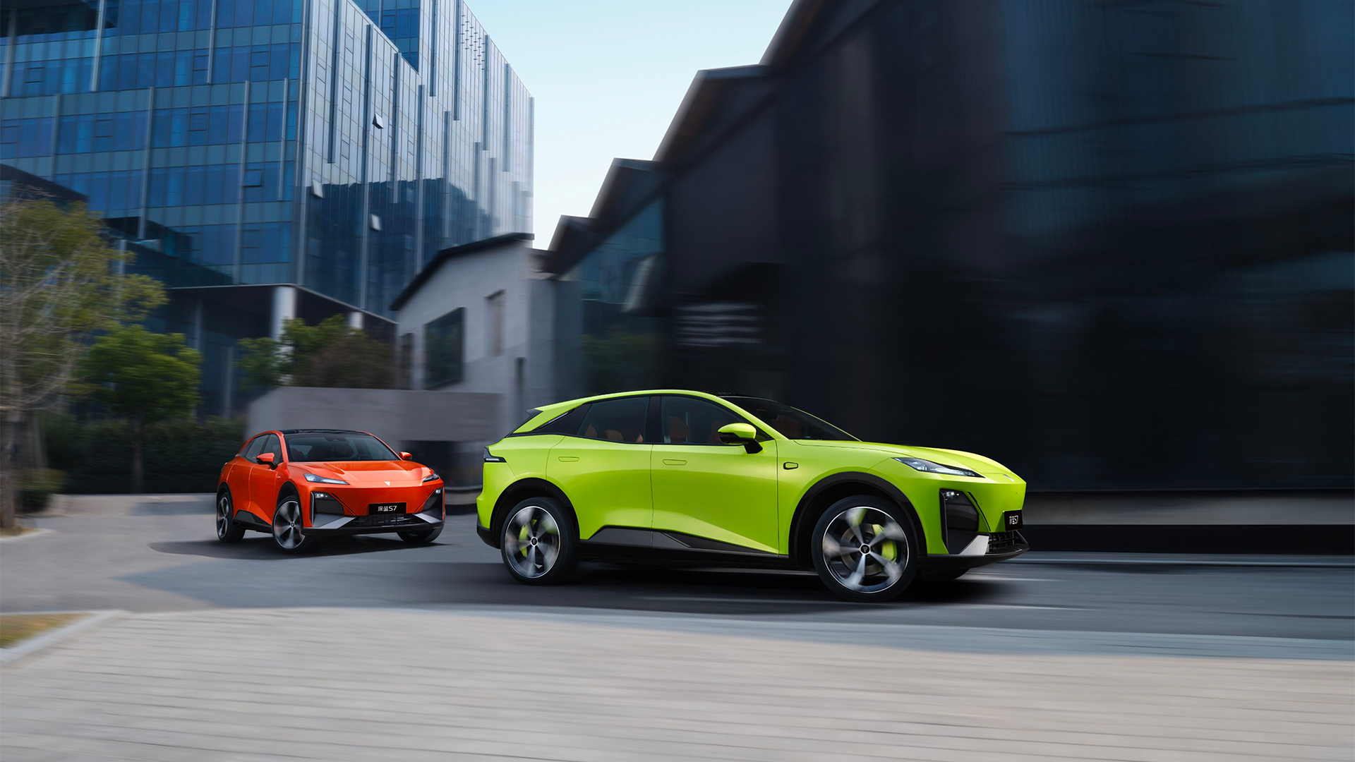 比亚迪理想小鹏蔚来哪个好,小鹏蔚来理想比亚迪哪个车更好