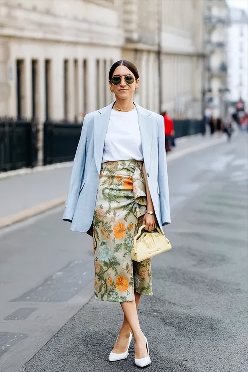 怎么学会穿搭色彩搭配技巧,穿搭怎么穿出高级感浅色系