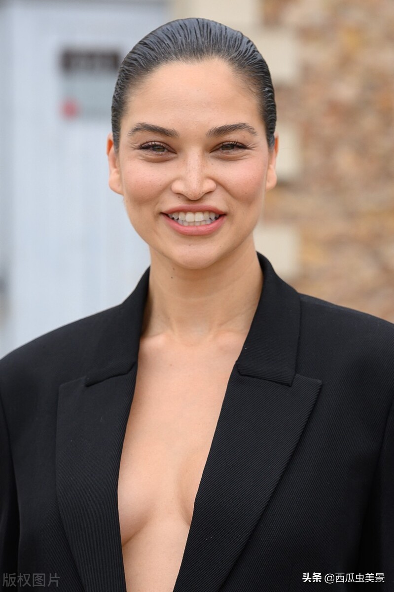 巴黎时装周纪梵希美女,澳大利亚模特秀