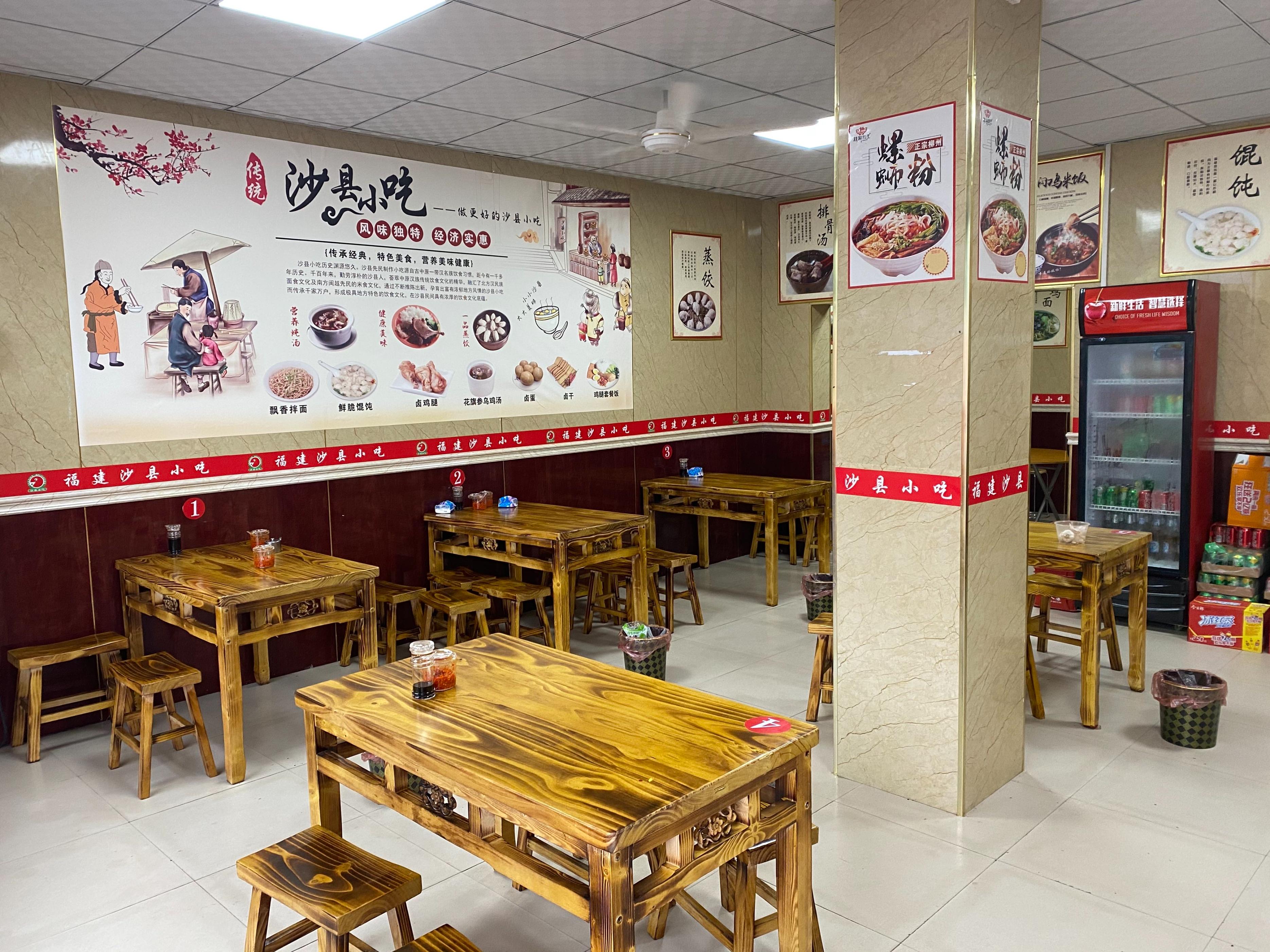 西安养狗打人事件,陕西西安狗主人打人结果