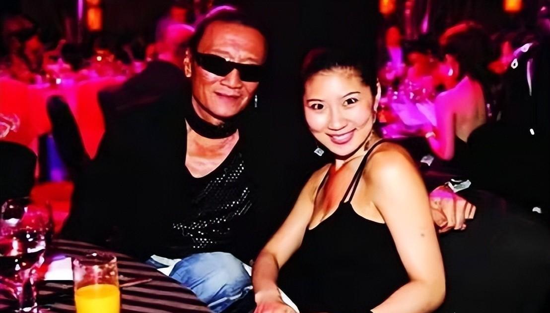 谢贤和coco相差几岁,coco跟谢贤怎么分了