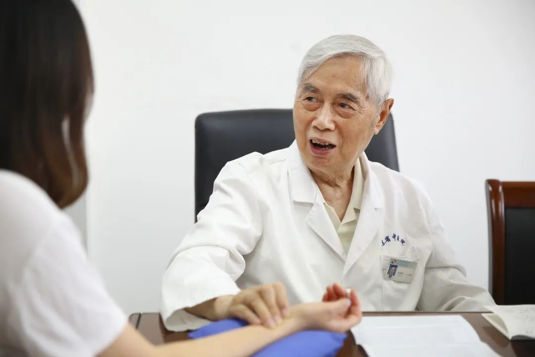 国医大师夏桂成简介,国医大师夏桂成视频