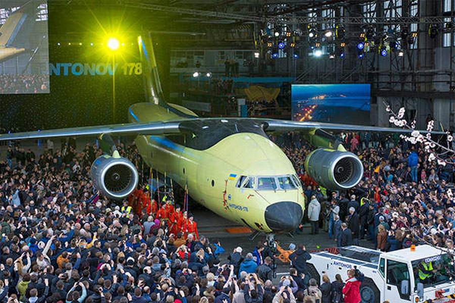 安178运输机发动机,安178轻型运输机