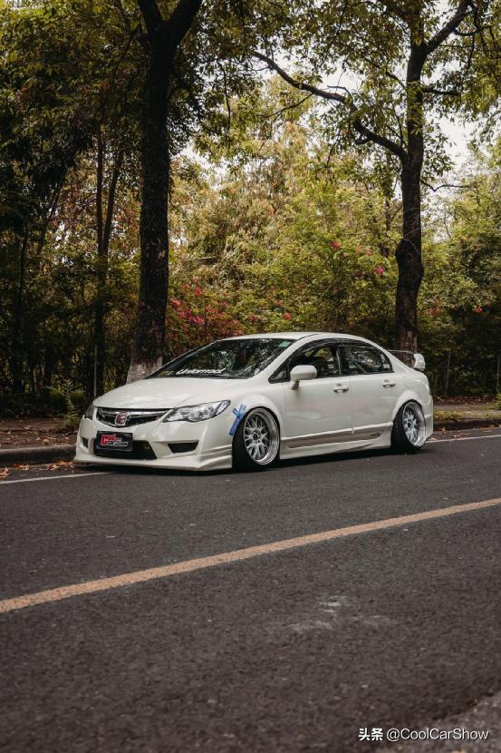 可盐可甜的cc,本田八代思域效果图