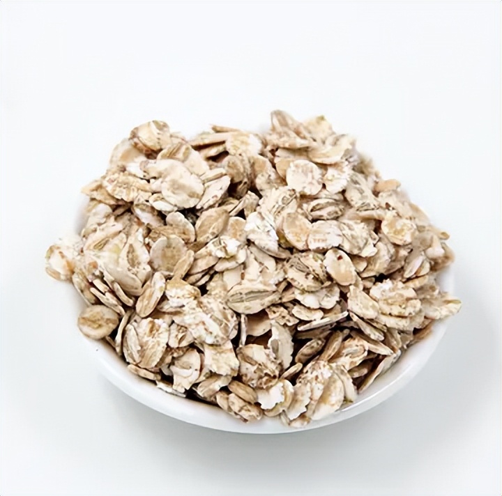 吃燕麦有什么好处？医生小课堂：血糖高的人应该如何挑选燕麦？