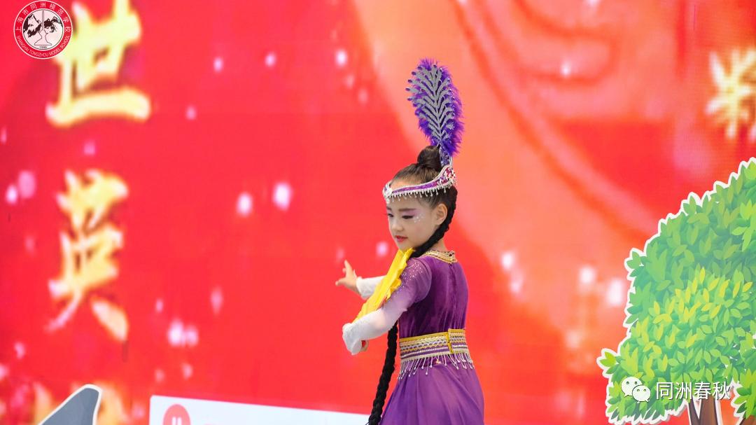 首届56个民族服饰创意大赛,五十六个民族服饰展介绍