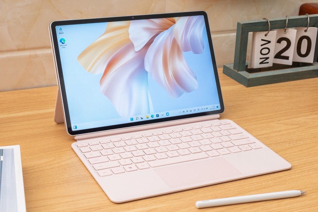 轻办公选华为matebooke还是ego,华为matebookego使用评测