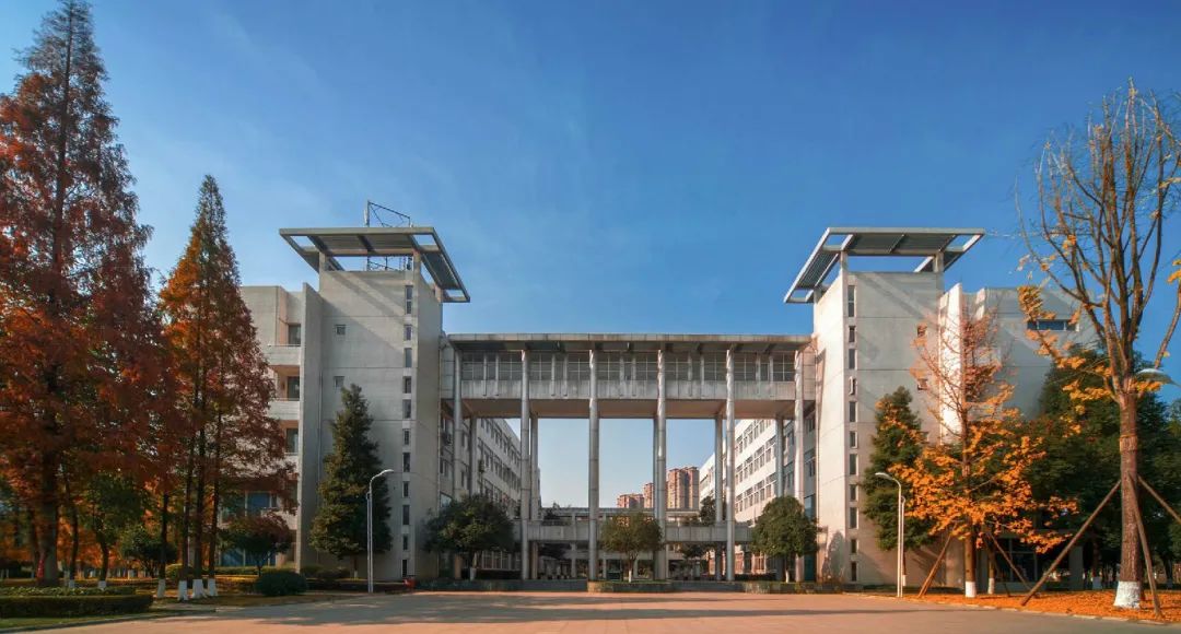 隶属国家电网的国家示范高职院校，百年底蕴，实力强劲，牛人辈出