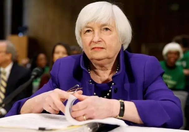 俄开放海参崴24小时，中国取消83万吨美国订单，拜登的时间不多了