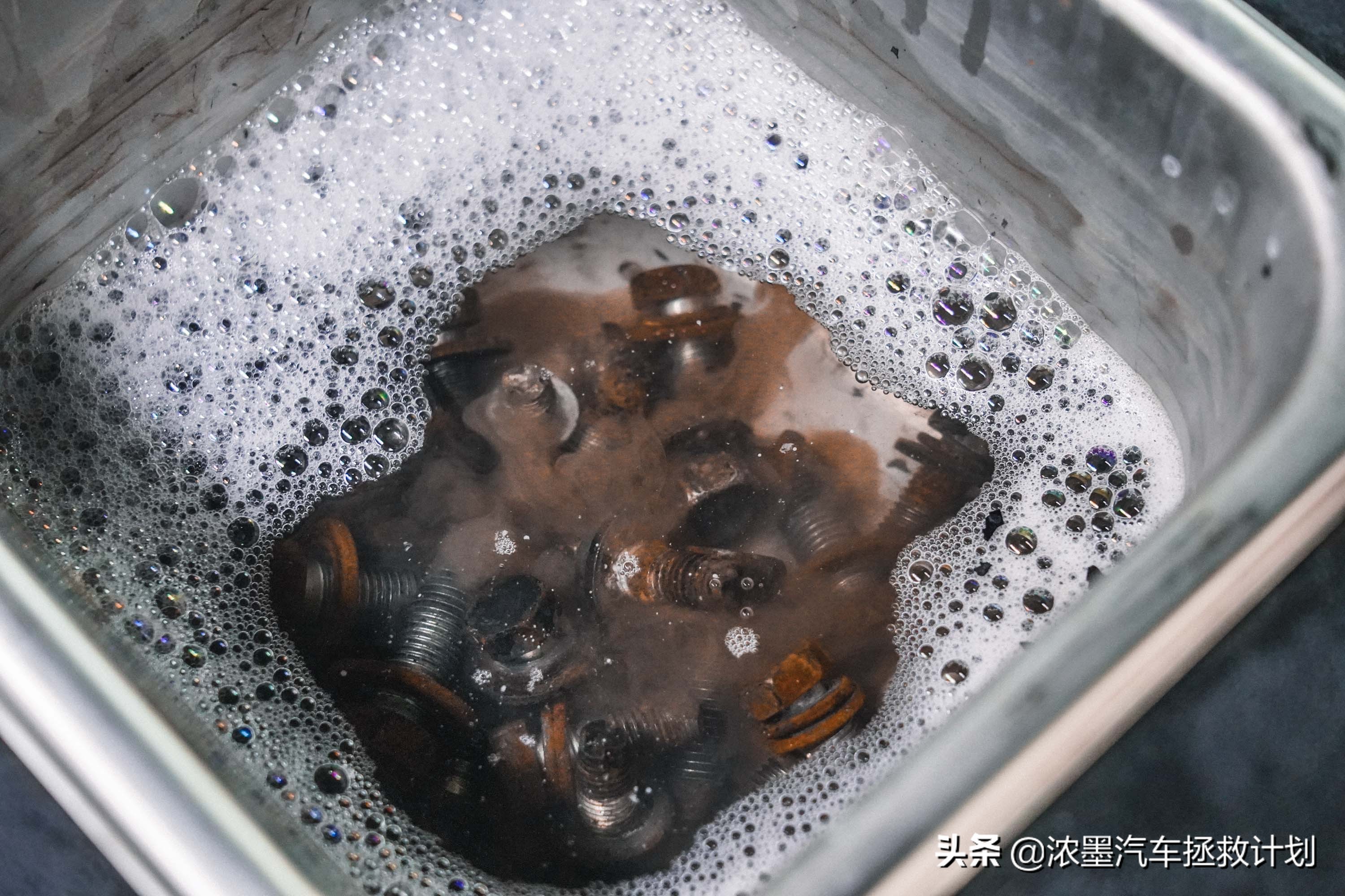 上篇｜用极致的工艺修复16年前的LX470，无惧疾风骤雨放怀前行