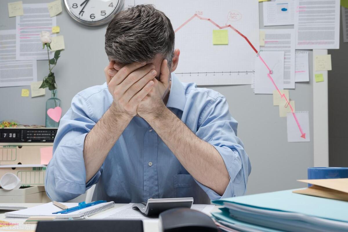 当你赚不到钱就不要玩游戏,忙着赚钱的人根本没有时间玩游戏