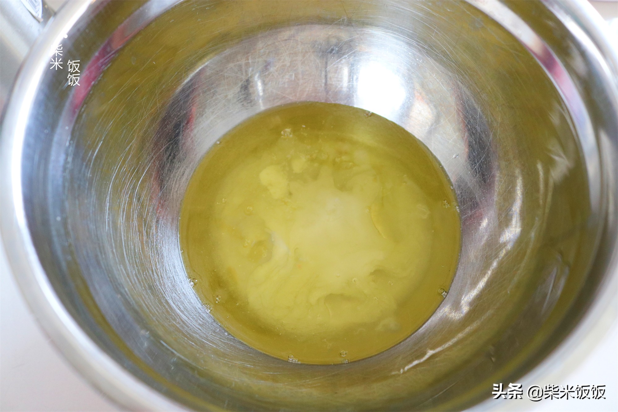 蛋糕蓬松不回缩的诀窍,烤箱做蛋糕防止蛋糕回缩的办法