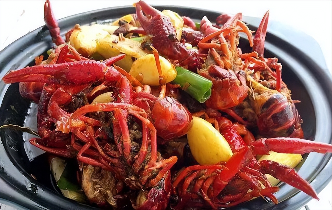 吃货必备多种小龙虾吃法,解锁让人陶醉的小龙虾吃法
