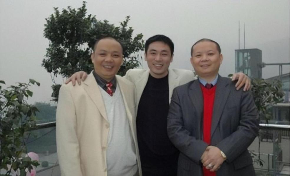 郭家富众筹治病,重庆富豪郭家富靠洗脚发家致富