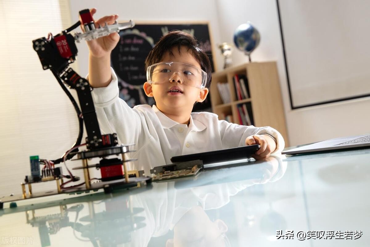 郑州父母卖车卖房带孩子旅游,夫妻卖房卖车带儿子游学