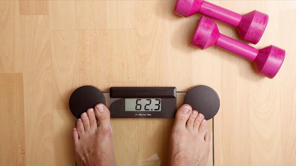 艾滋病早期口腔溃疡有什么症状,口腔溃疡是艾滋病前期典型症状吗