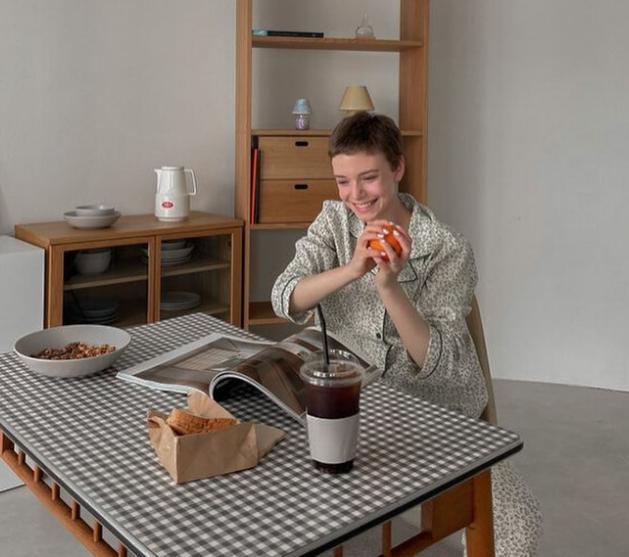 21岁德国模特凭“精灵美貌”爆红！却离奇失踪…背后牵出黑暗内幕