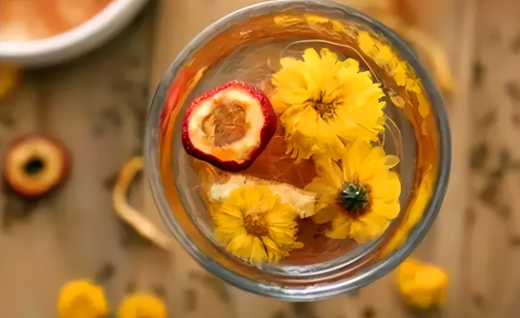 爱喝菊花茶但是菊花寒凉怎么解决,爱喝菊花泡枸杞