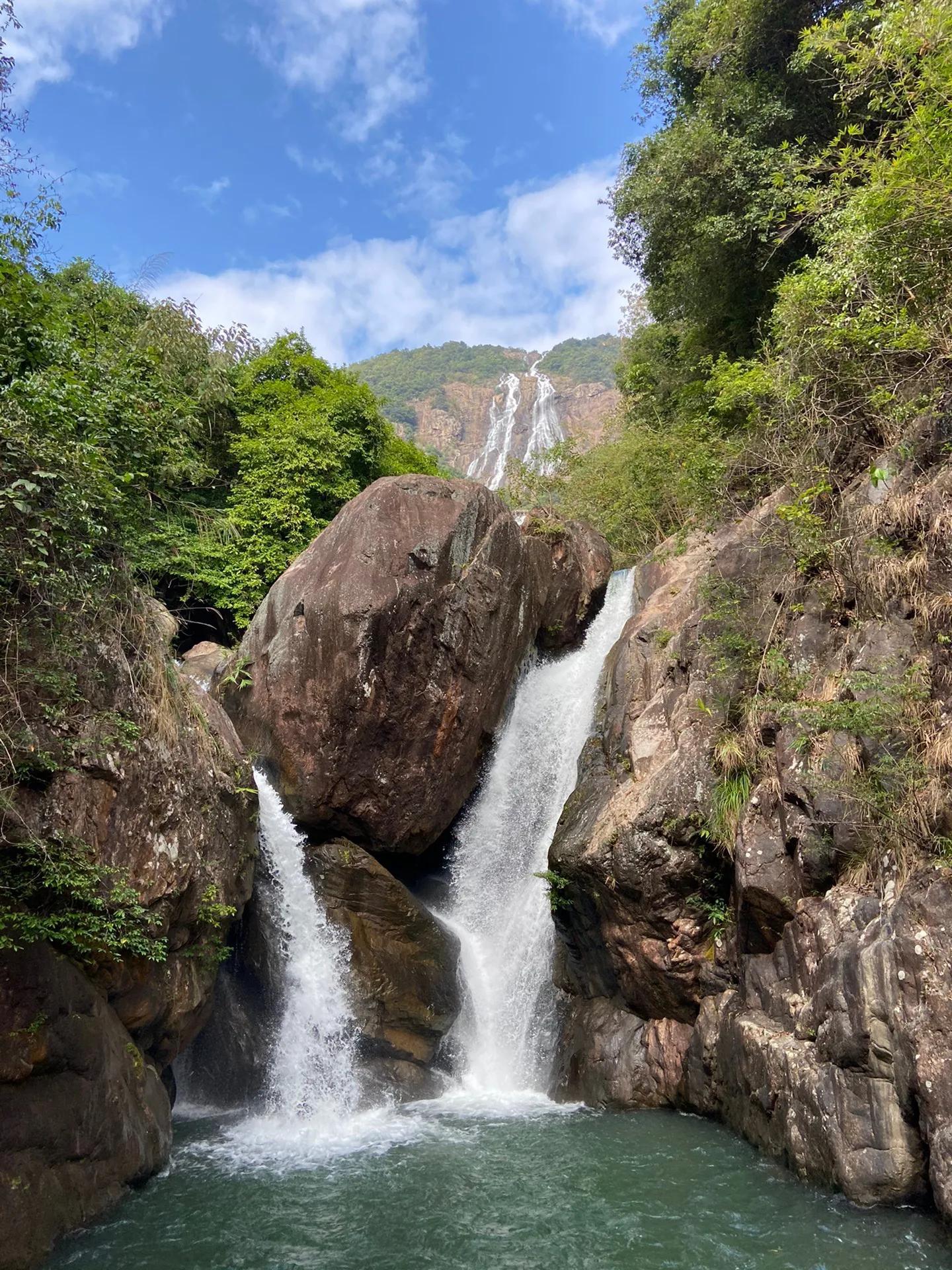 广州白水寨瀑布半人工半自然,广州市白水寨游玩景点