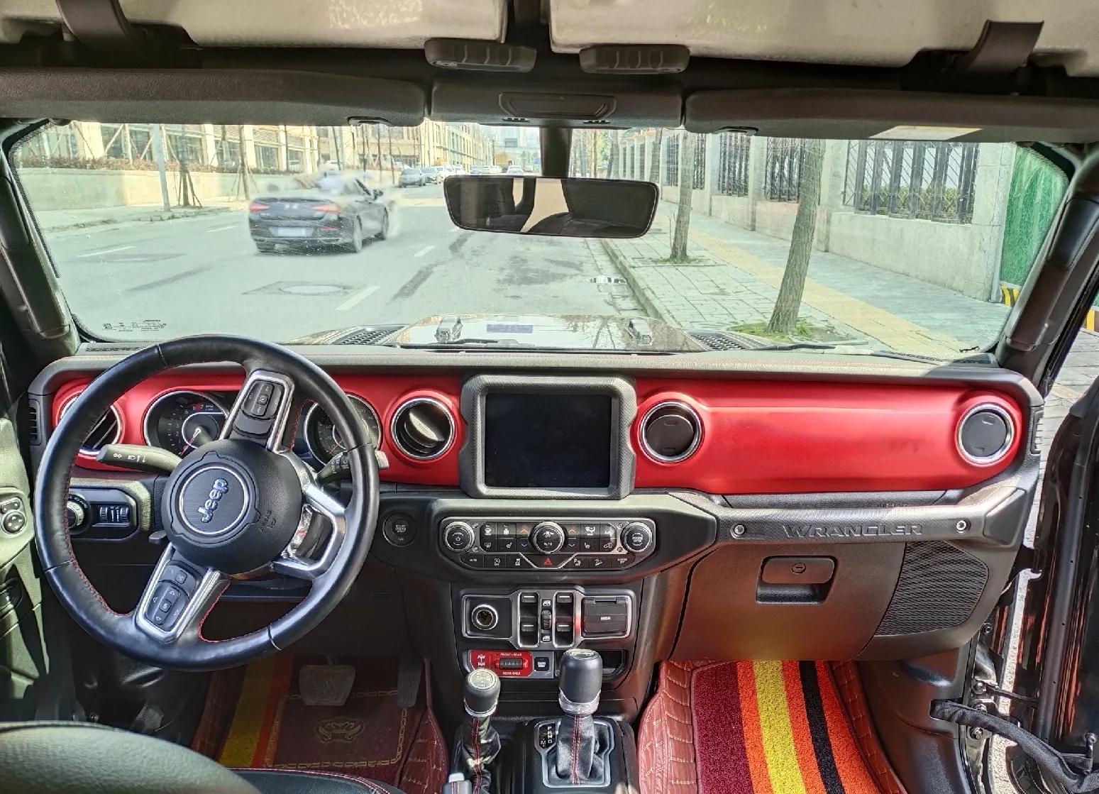 二十多万预算买二手牧马人,便宜二手牧马人急售