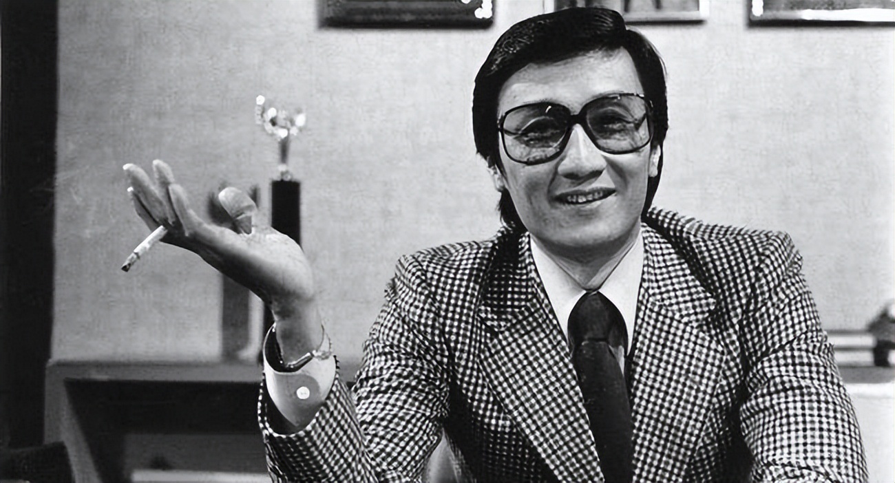 成龙谢贤向华强,谢贤李小龙谁大