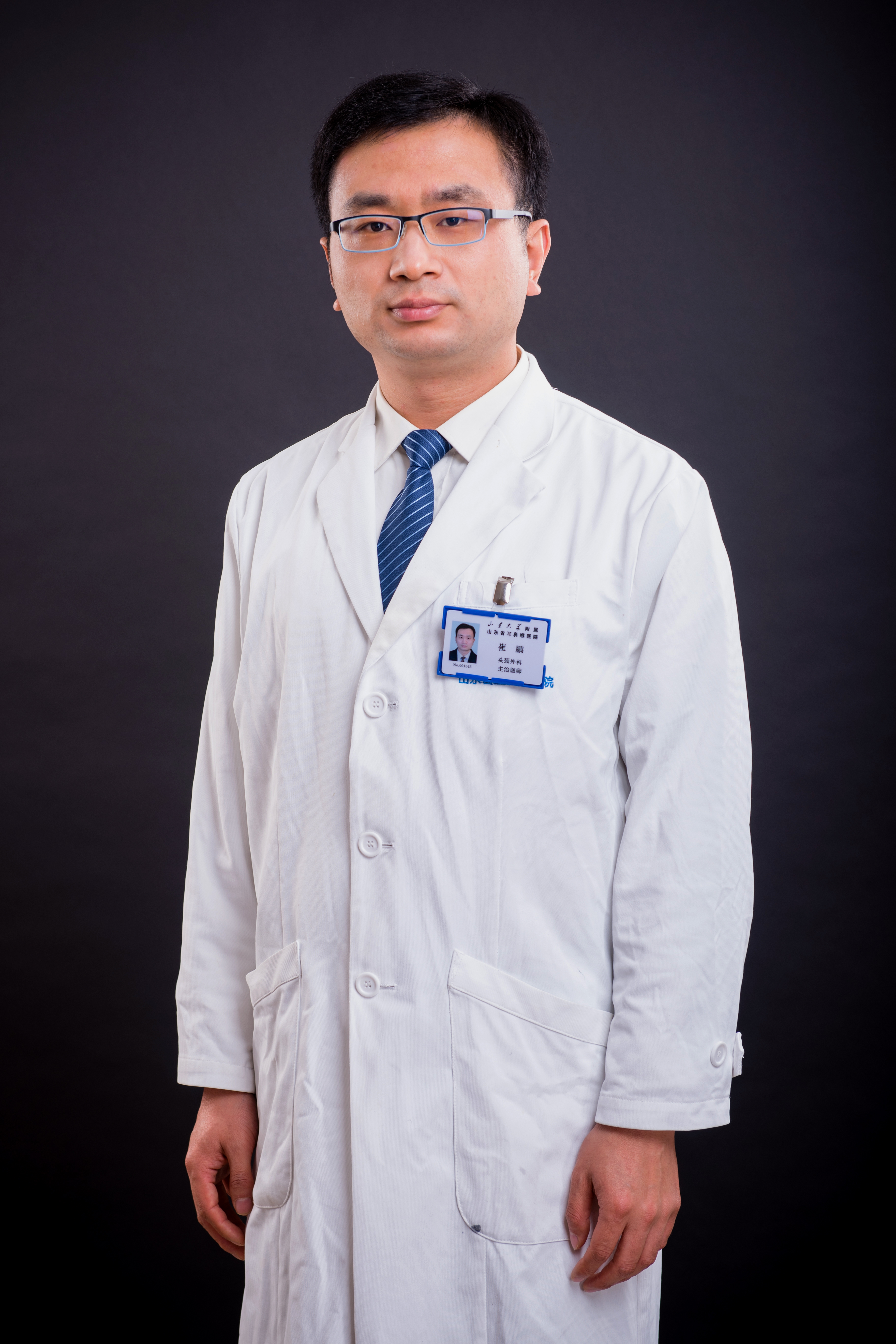 喉咙裂开导致声音不一样,喉咙破裂紧急处理