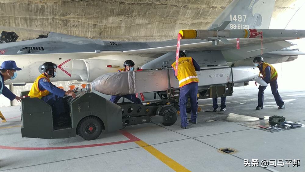 台军开年大笑话，导弹零件阴差阳错送山东维修，科学院管理一团乱