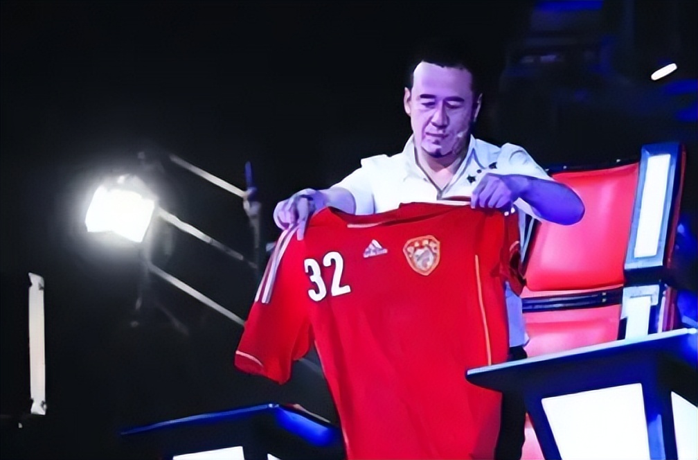 杨坤是怎么走到低谷的,杨坤从众人皆知道无人问津