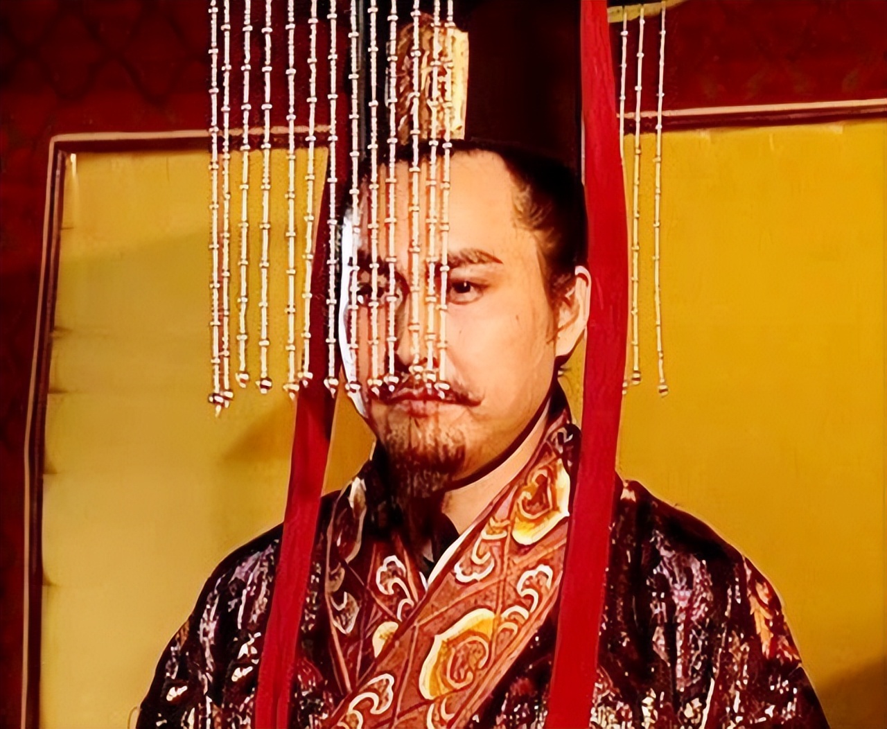 诸葛亮临死后司马懿痛哭,诸葛亮临死前安排谁吓走司马懿