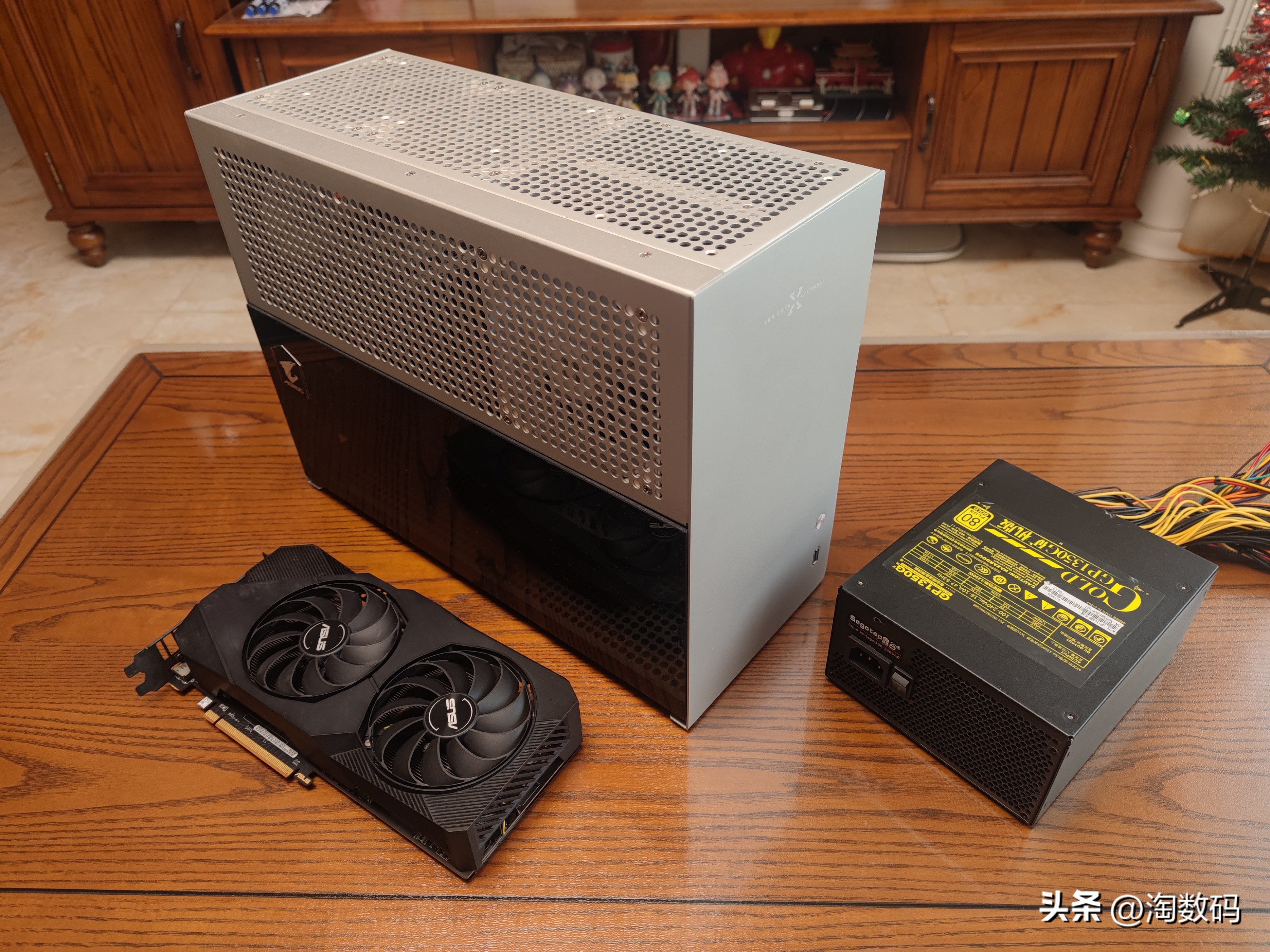 头铁矿卡配矿电:¥666块华硕RX5700+¥109块鑫谷金牌1250W装个机