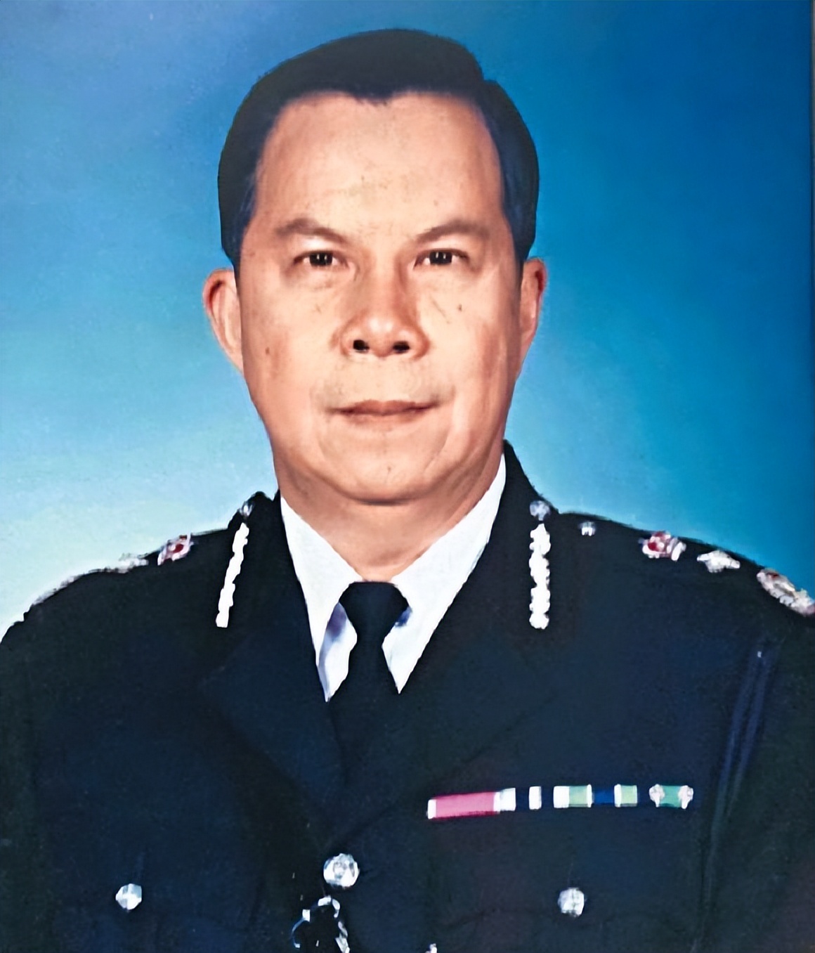 香港警务处长和律政司级别谁高,香港警务处长和保安局长级别谁高