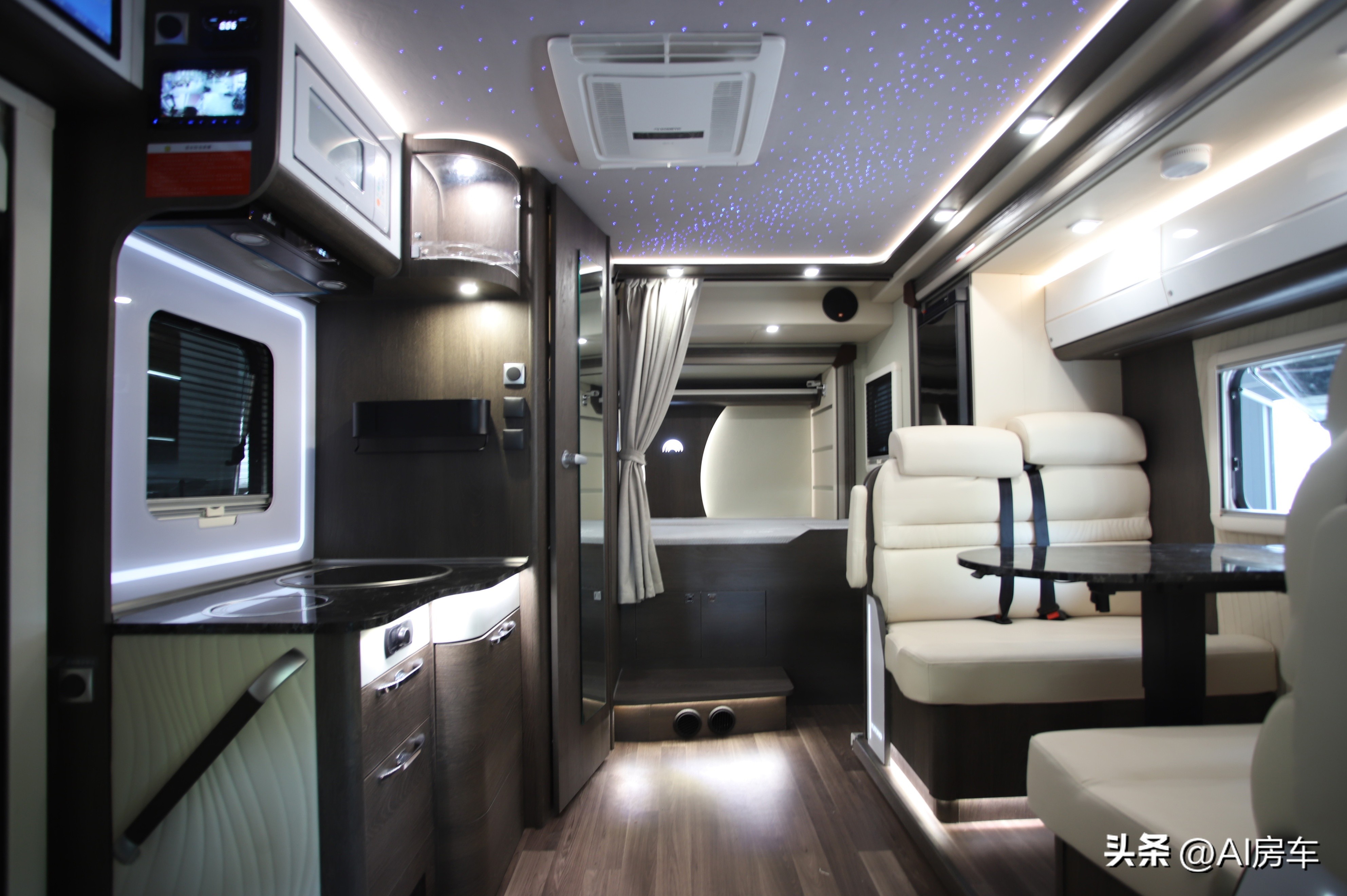 超豪华的房车图片大全,国产豪华房车内部图片