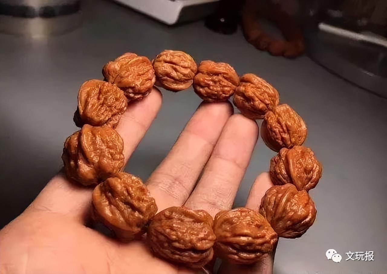 盘玩出来最好看的几种手串,文玩手串快速包浆上色