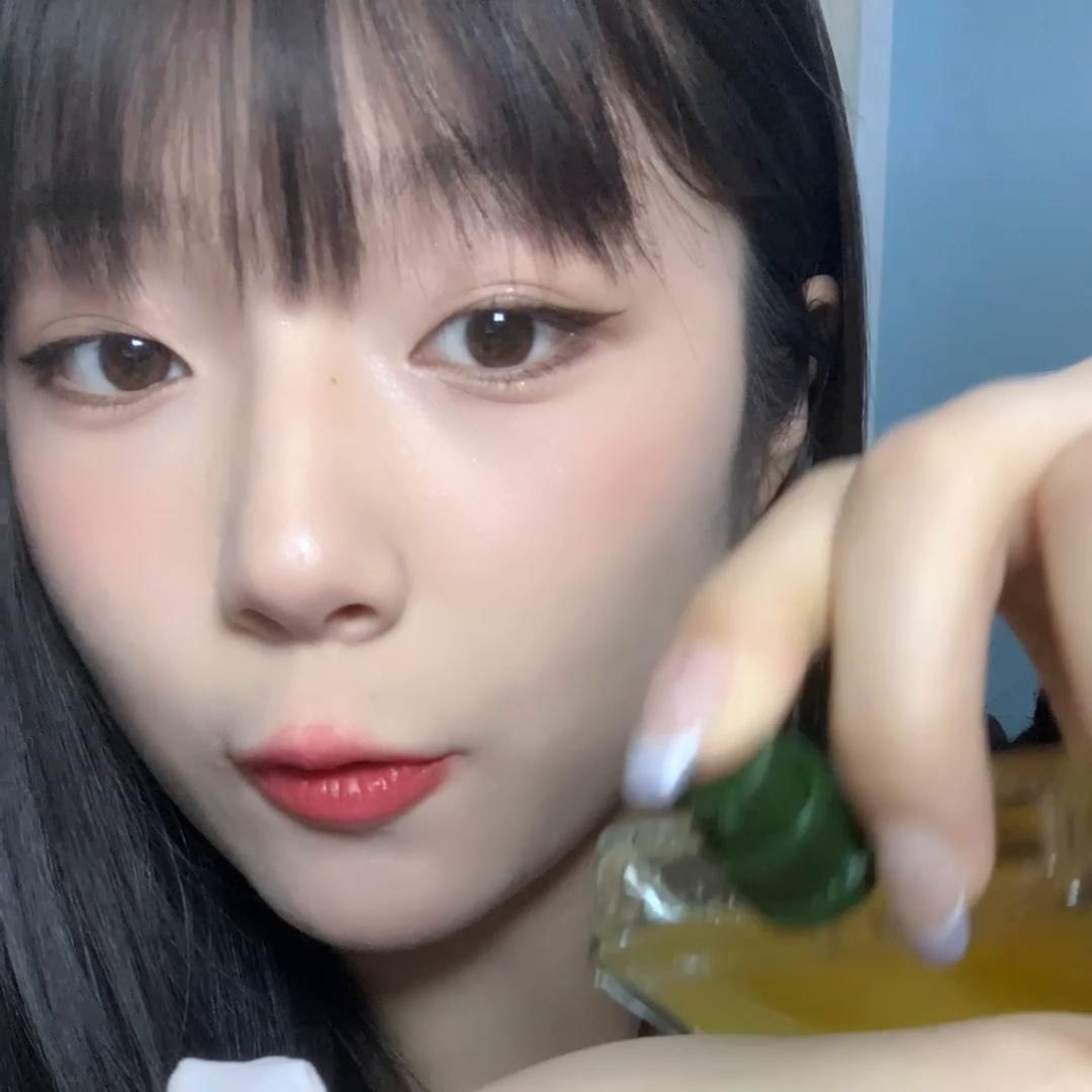 lan兰精华油气泡油测评,lan兰精华油和气泡油测评