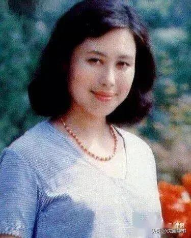 长得貌美如花演技不温不火女星,女明星惊艳时光的盛世美颜