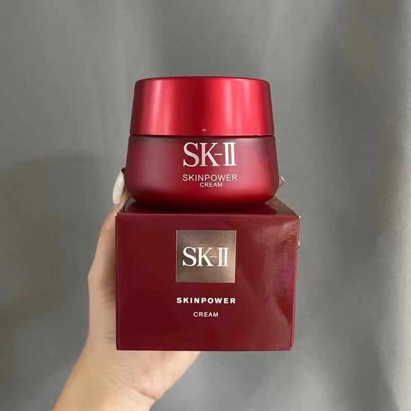 化妆品赫莲娜和海蓝之谜哪个好,赫莲娜海蓝之谜skii