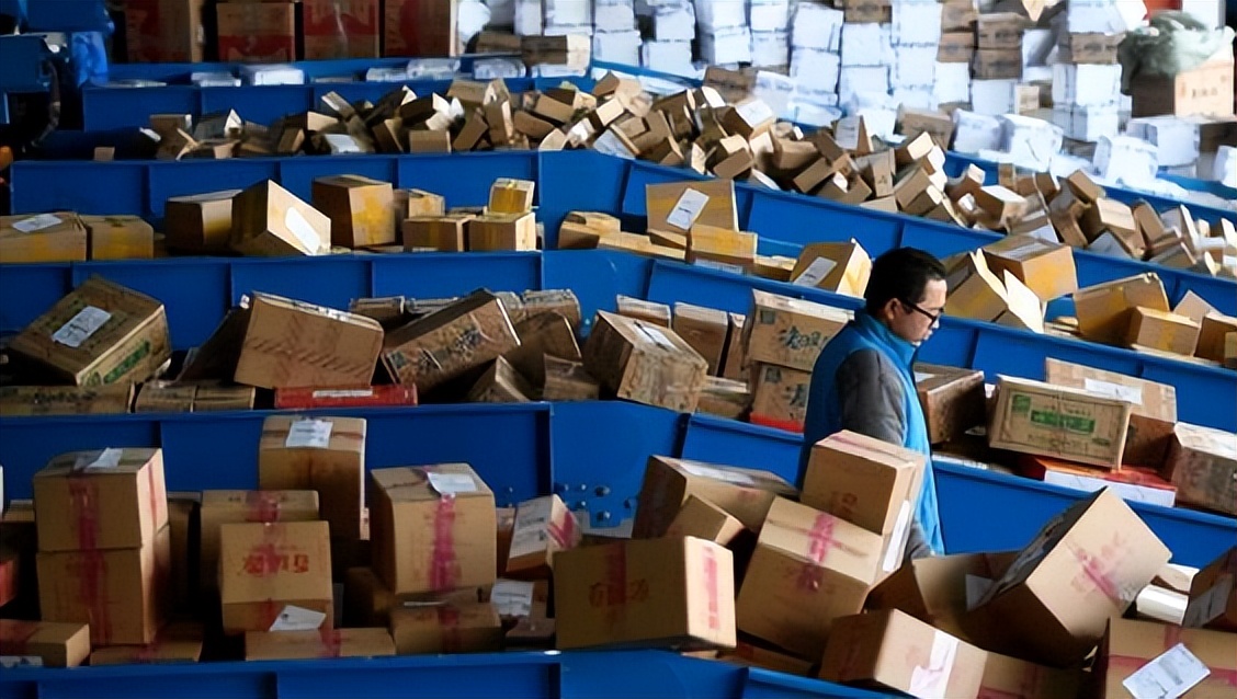 快递怎么选择最省钱,10斤重的快递用哪个快递公司划算