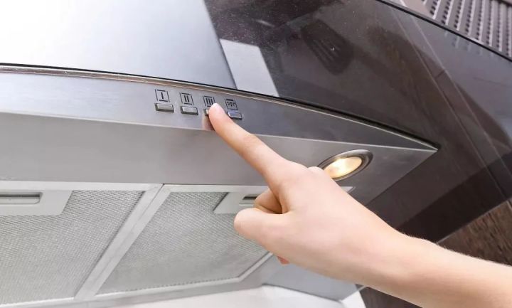 油烟机升降门打不开怎么回事,抽油烟机升降门常见故障