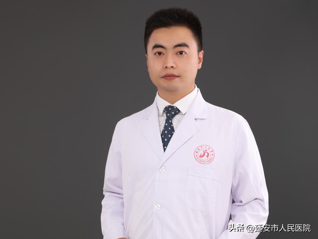 致敬医师铭记事迹,医心向党最美医师先进事迹