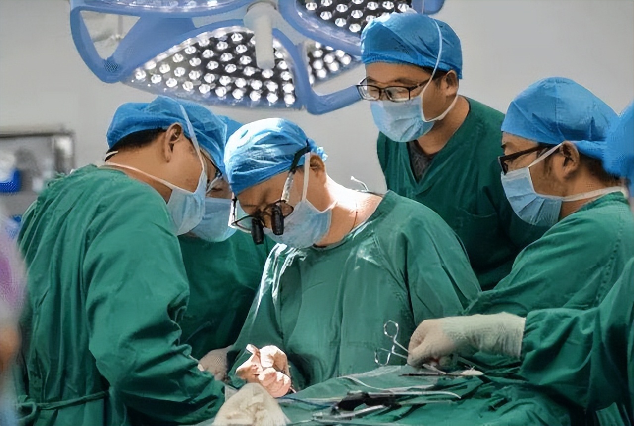 一台外科手术台要花费多少,手术室神秘设备