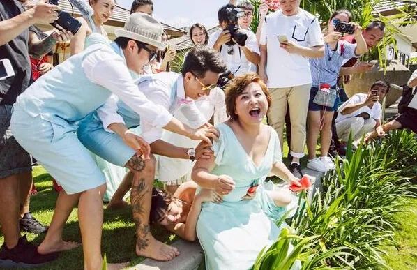 赵丽颖置顶辟谣吵架,赵丽颖电视剧闹婚伴娘被闹后续