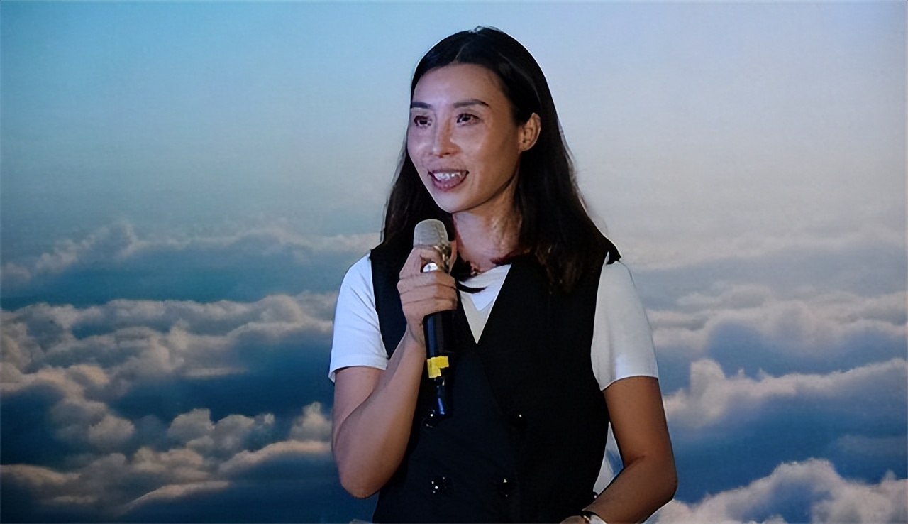 创始人25岁因车祸离世，妻子改嫁司机套现146亿离场，申通改姓