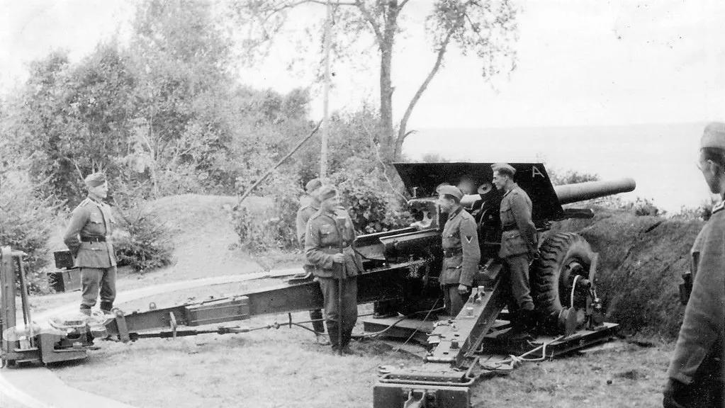 捷克vz2870毫米步兵炮,捷克vz35半自动步枪